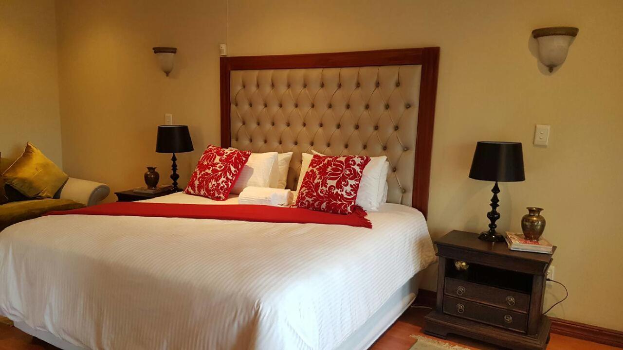 Lily White Guest House 逊邱伦 外观 照片