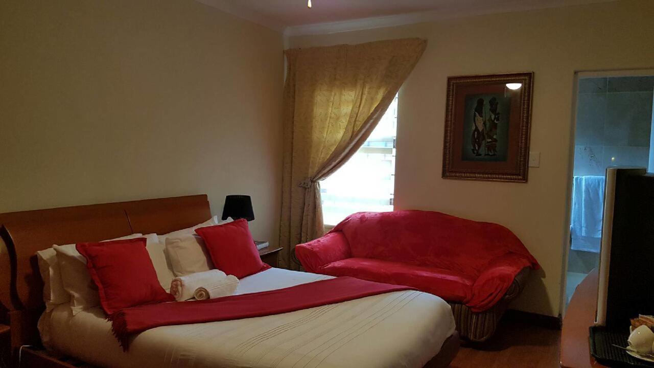 Lily White Guest House 逊邱伦 外观 照片